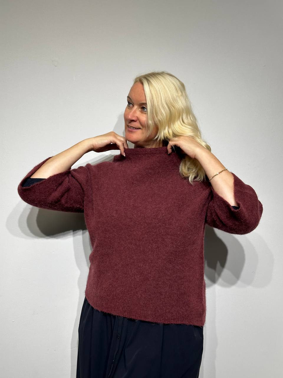 Mīksts sieviešu džemperis