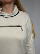Tunic with high collar and pockets