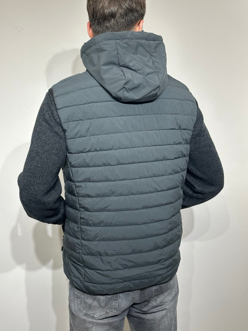 Vīriešu veste rudenim