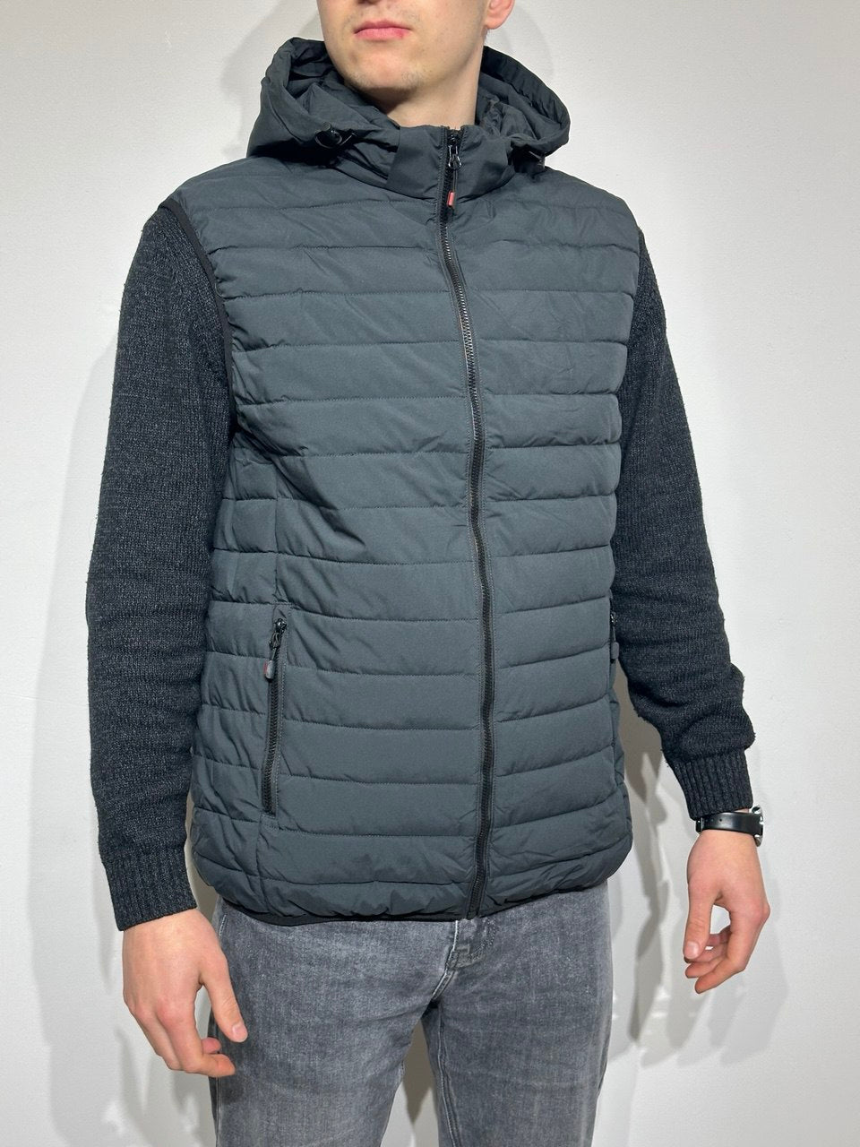 Vīriešu veste rudenim