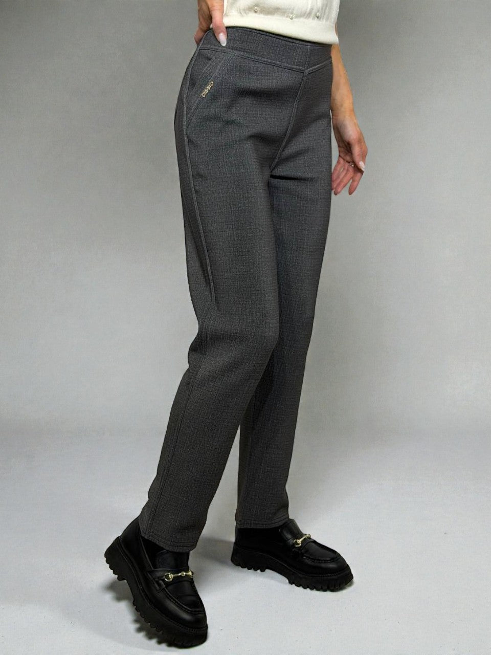 Siltas ikdienas bikses sievietēm