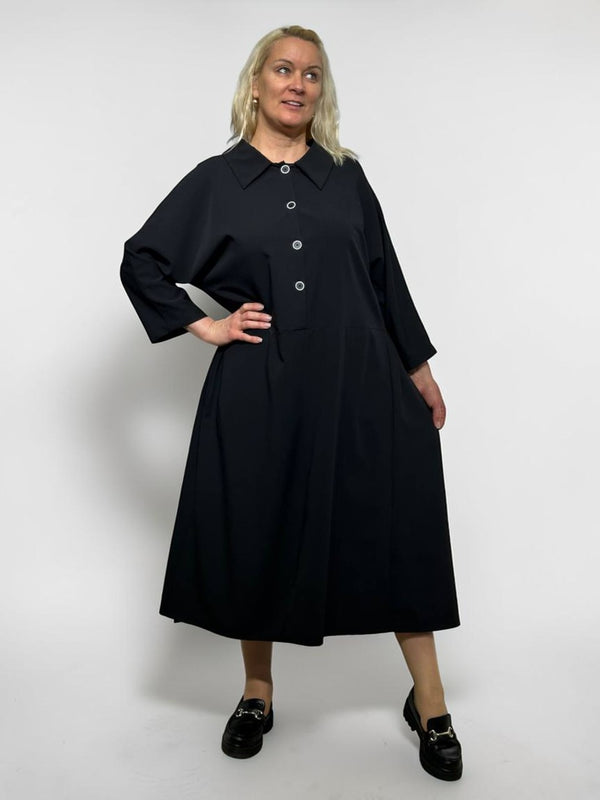 Reversible loose silhouette dress