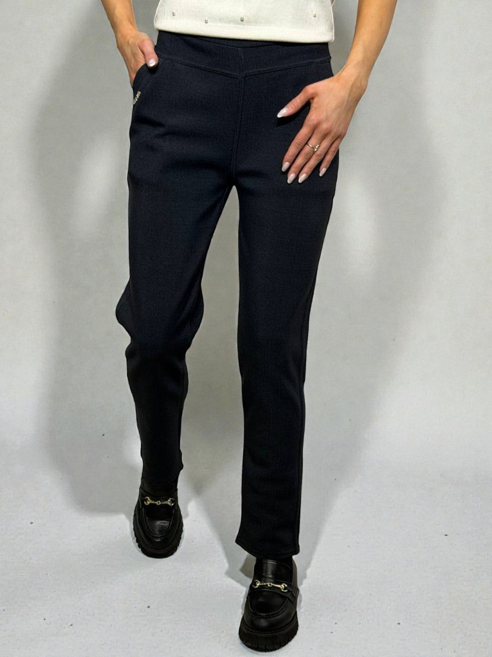 Siltas ikdienas bikses sievietēm