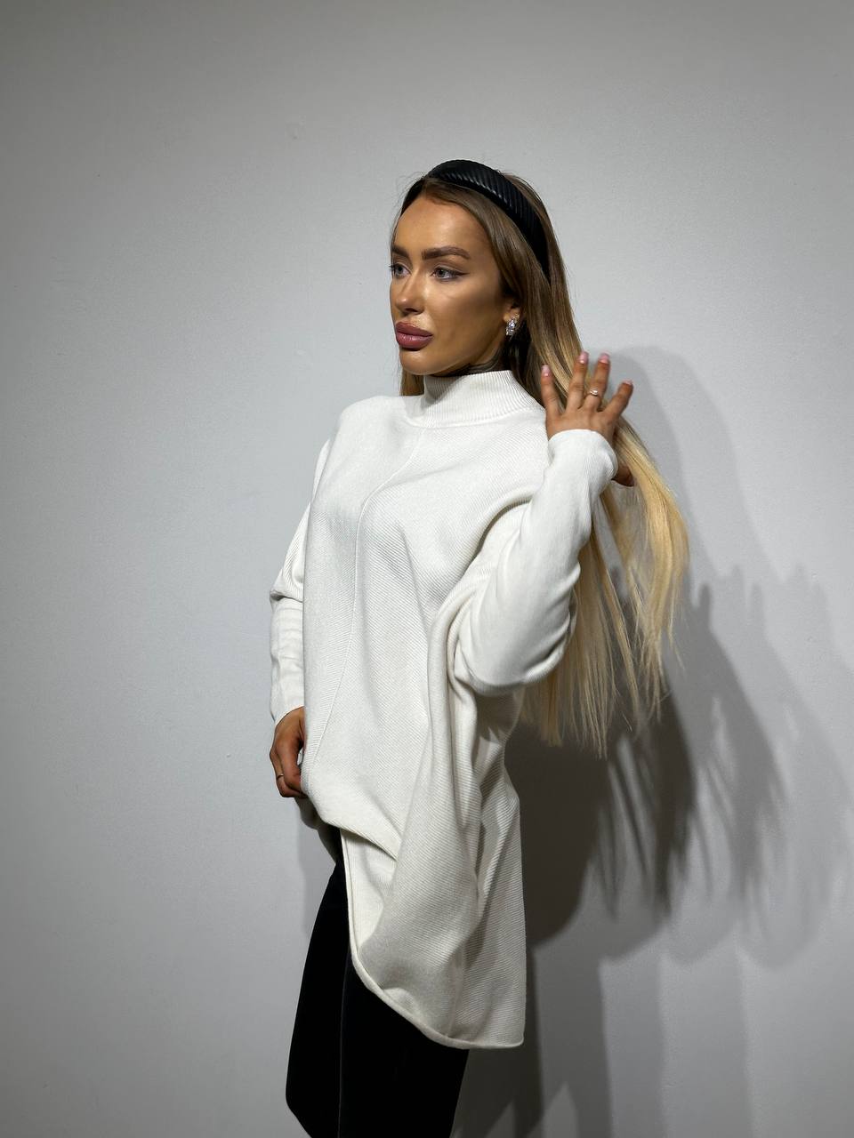 Oversize stiliaus džemperis moterims