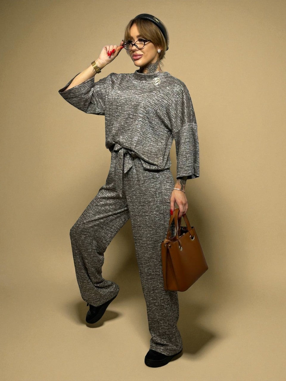 SIeviešu_rudens_bikšu_kostīms7