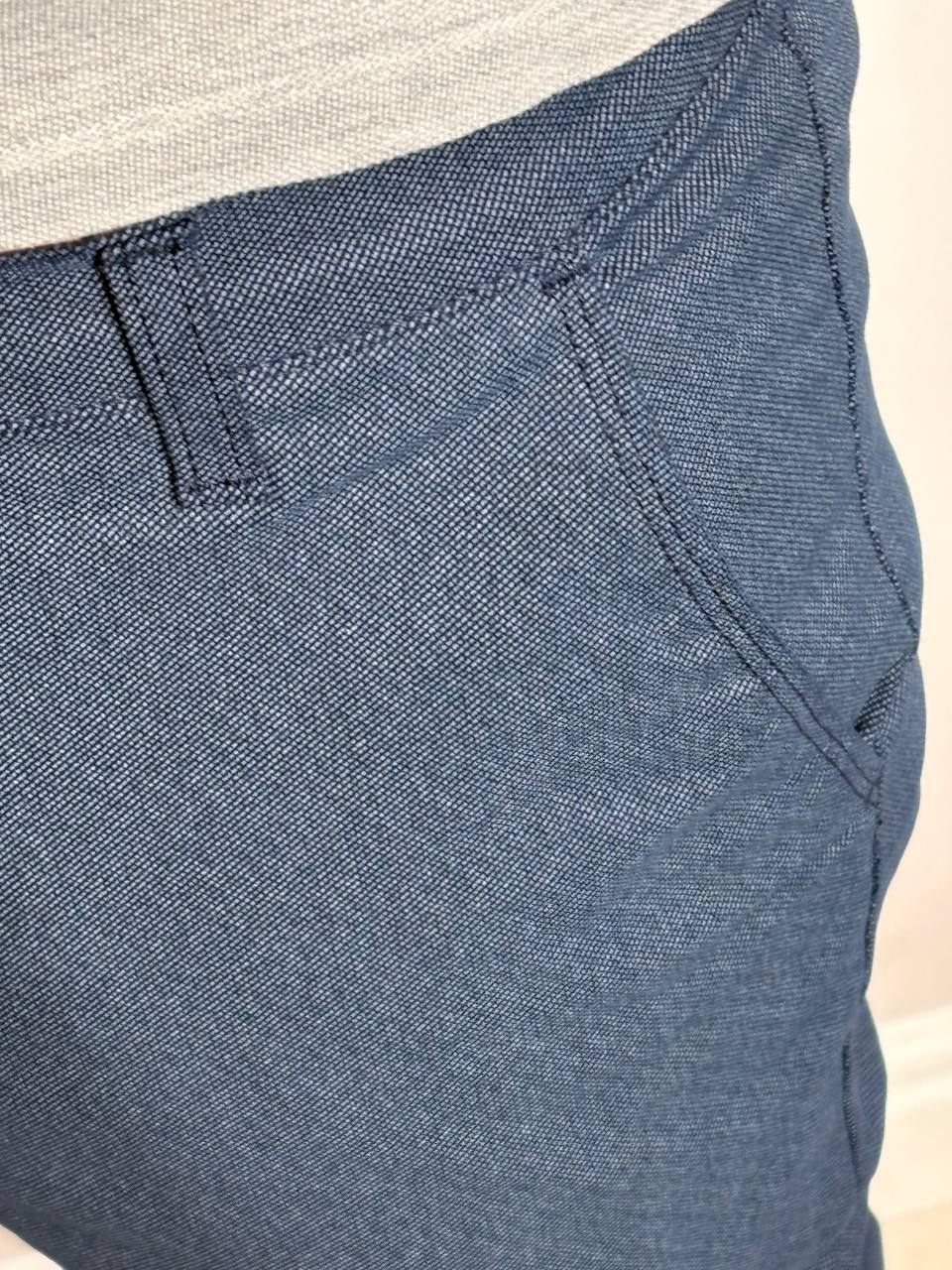 Solīdas vīriešu bikses