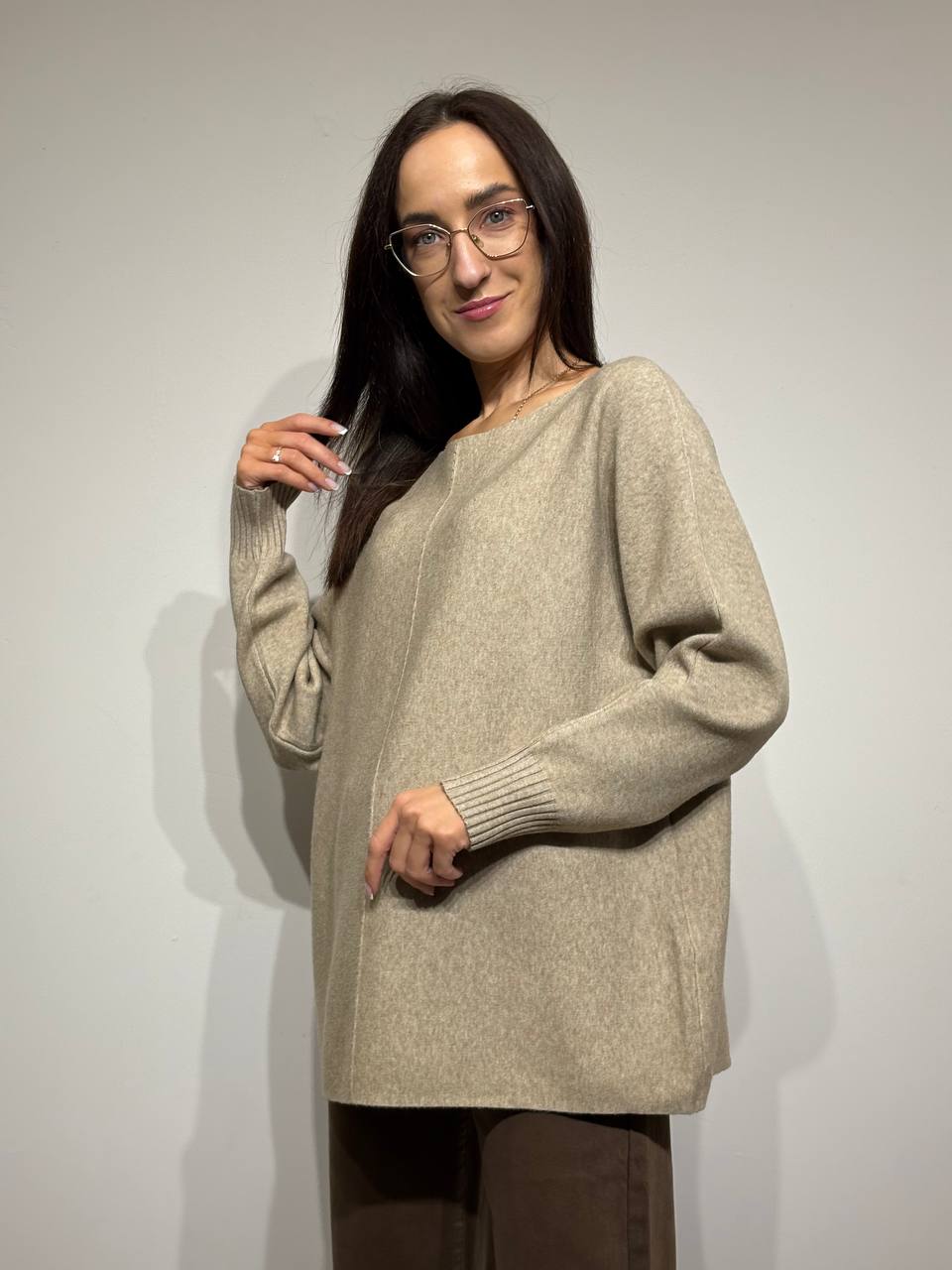 Solid sweater for women