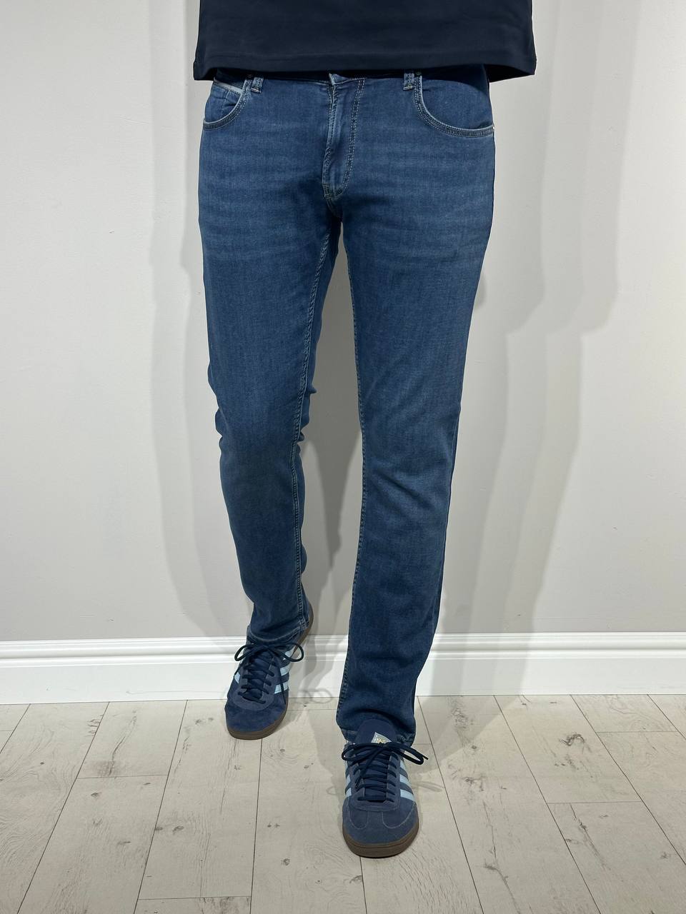 Vīriešu džinsi