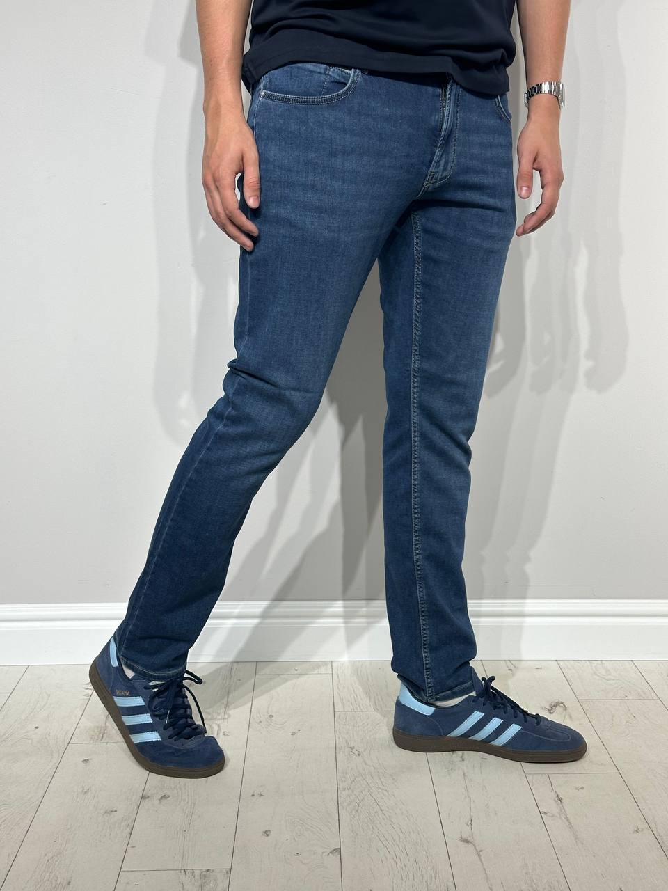 Vīriešu džinsi
