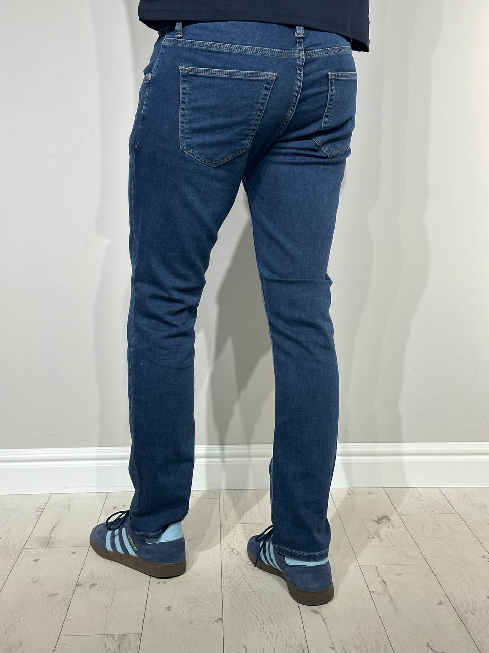 Vīriešu džinsi