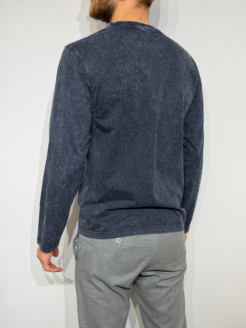 Vīriešu t-krekls ar garām piedurknēm