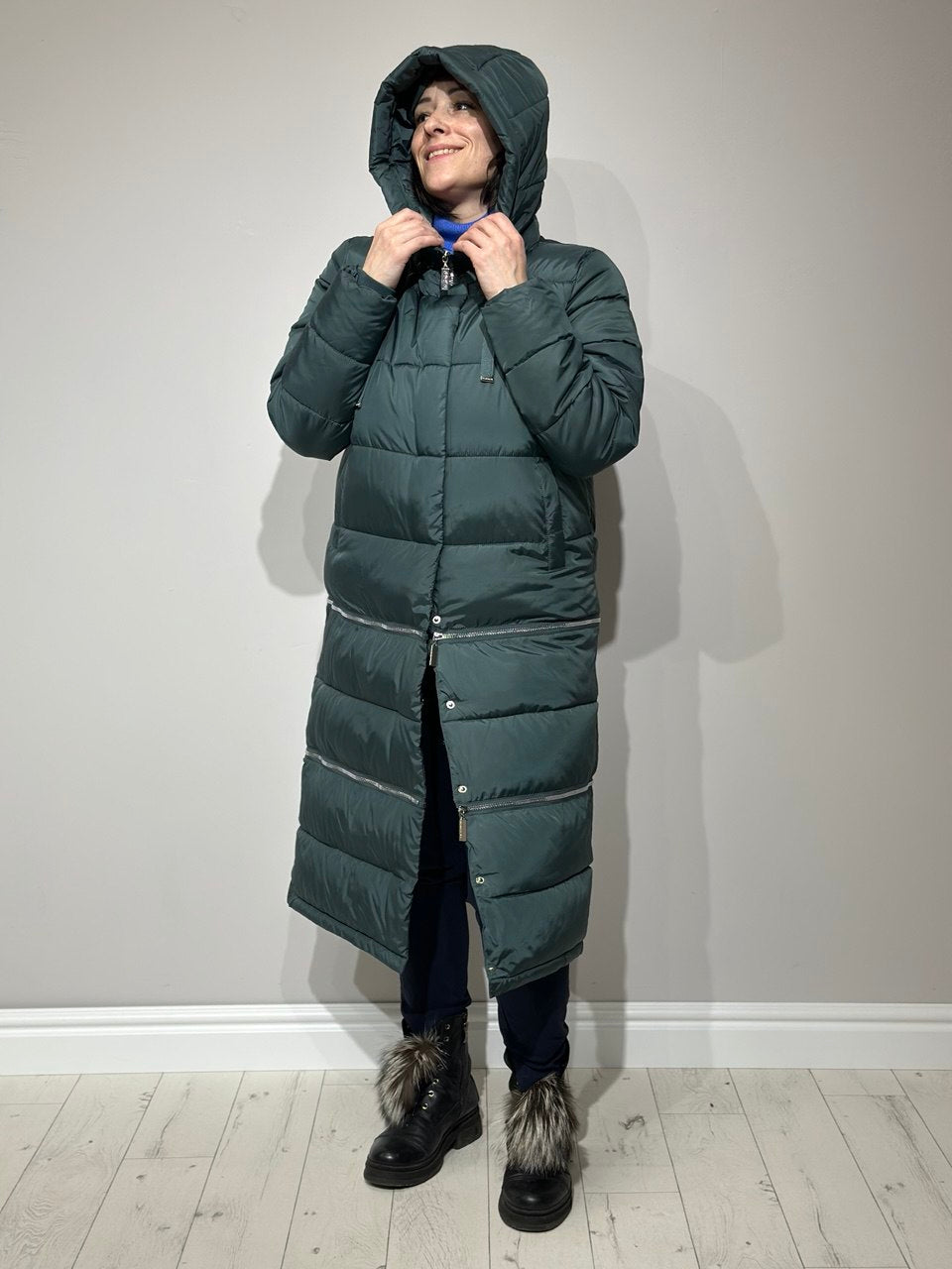 Sieviešu ziemas mētelis