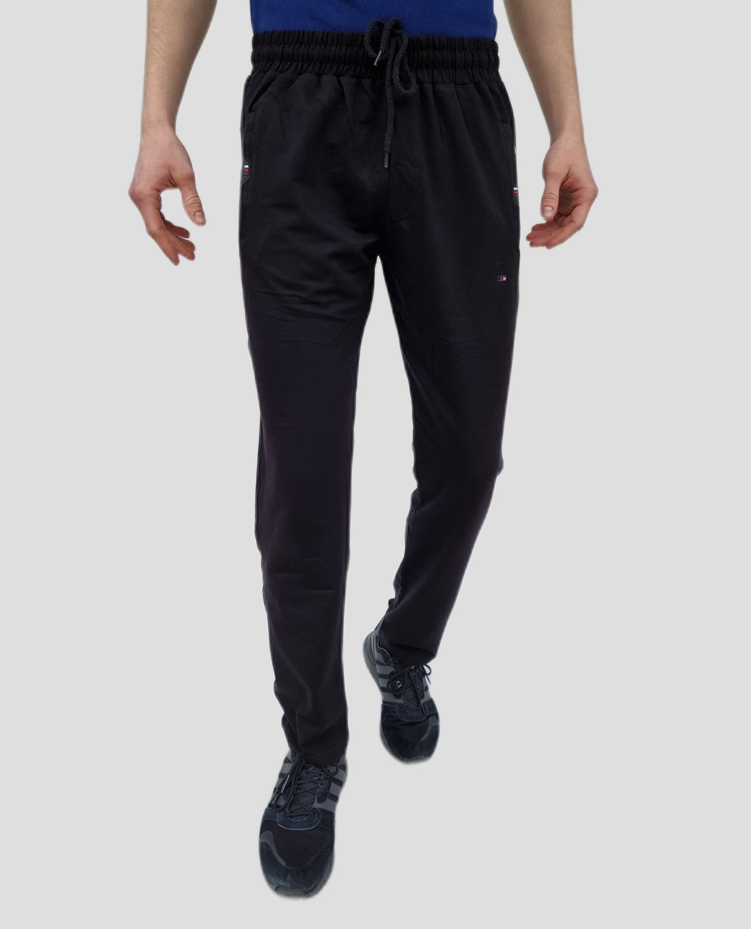 Sirgete otstega spordipüksid