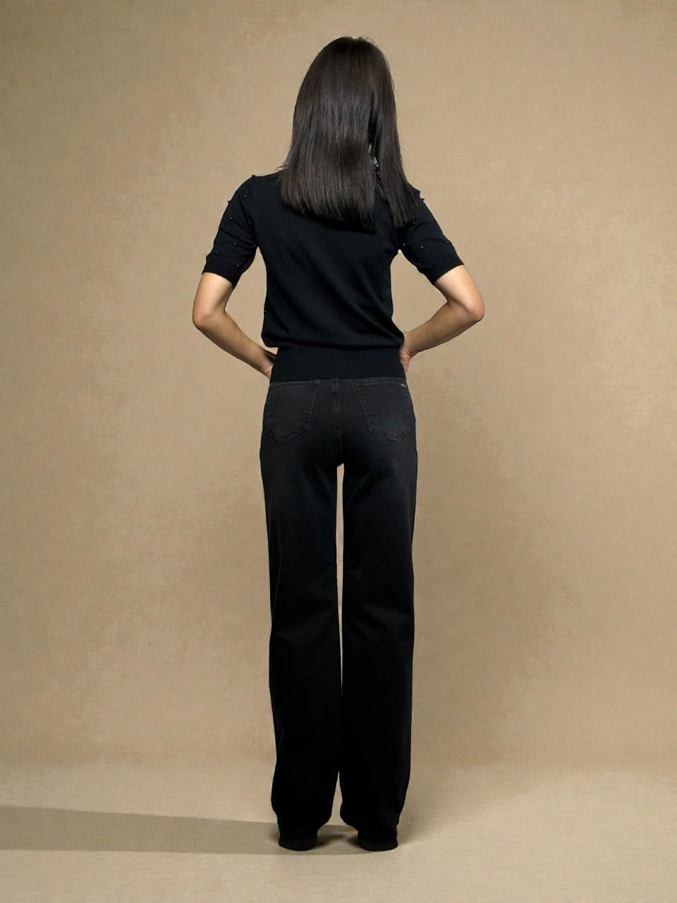 Straight, long premium jeans for women