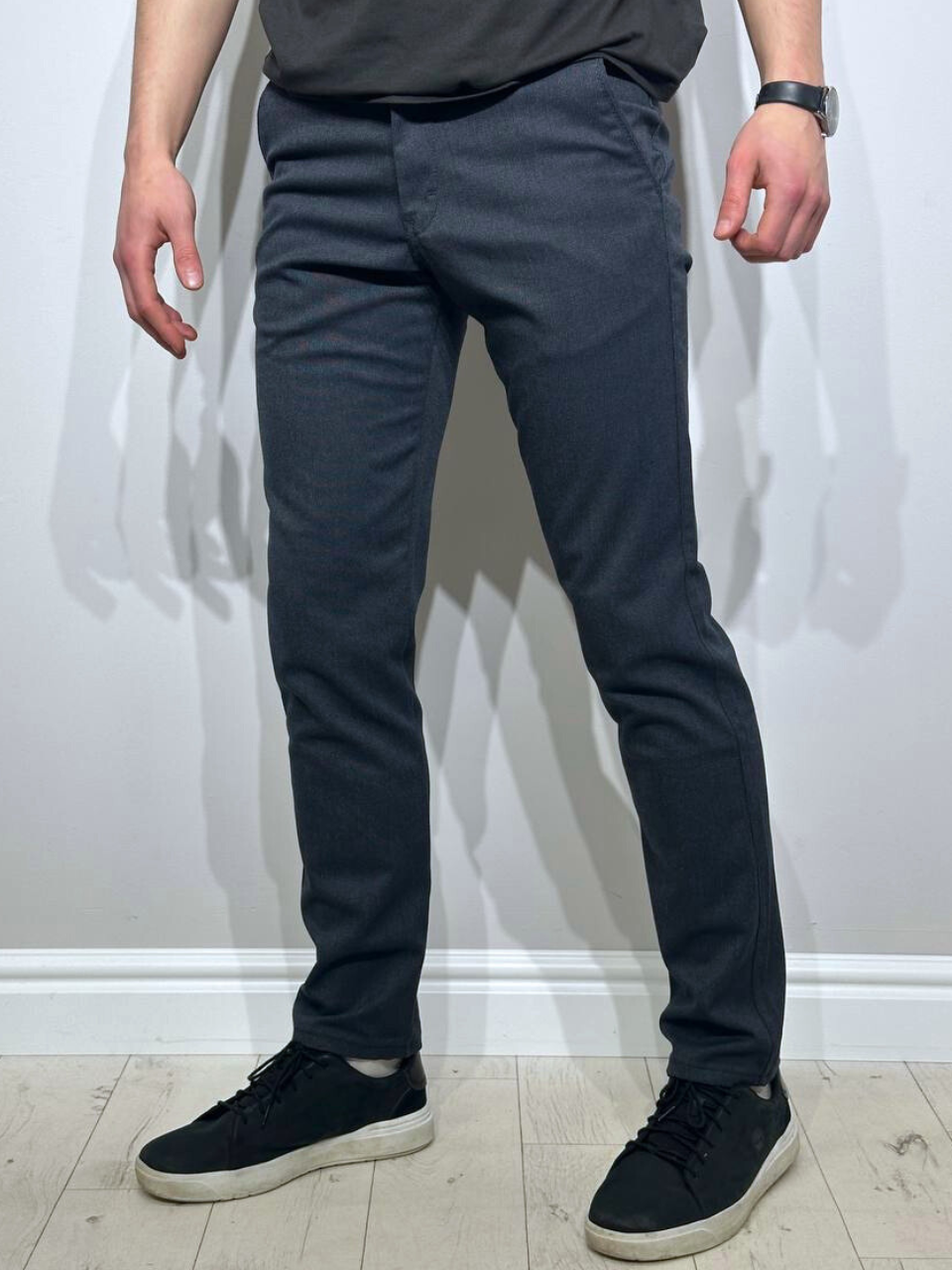 Brīvi krītošas vīriešu bikses V-147, Comfort slim