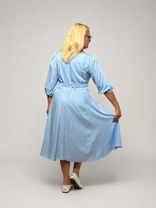 Solīda kleita dāmām