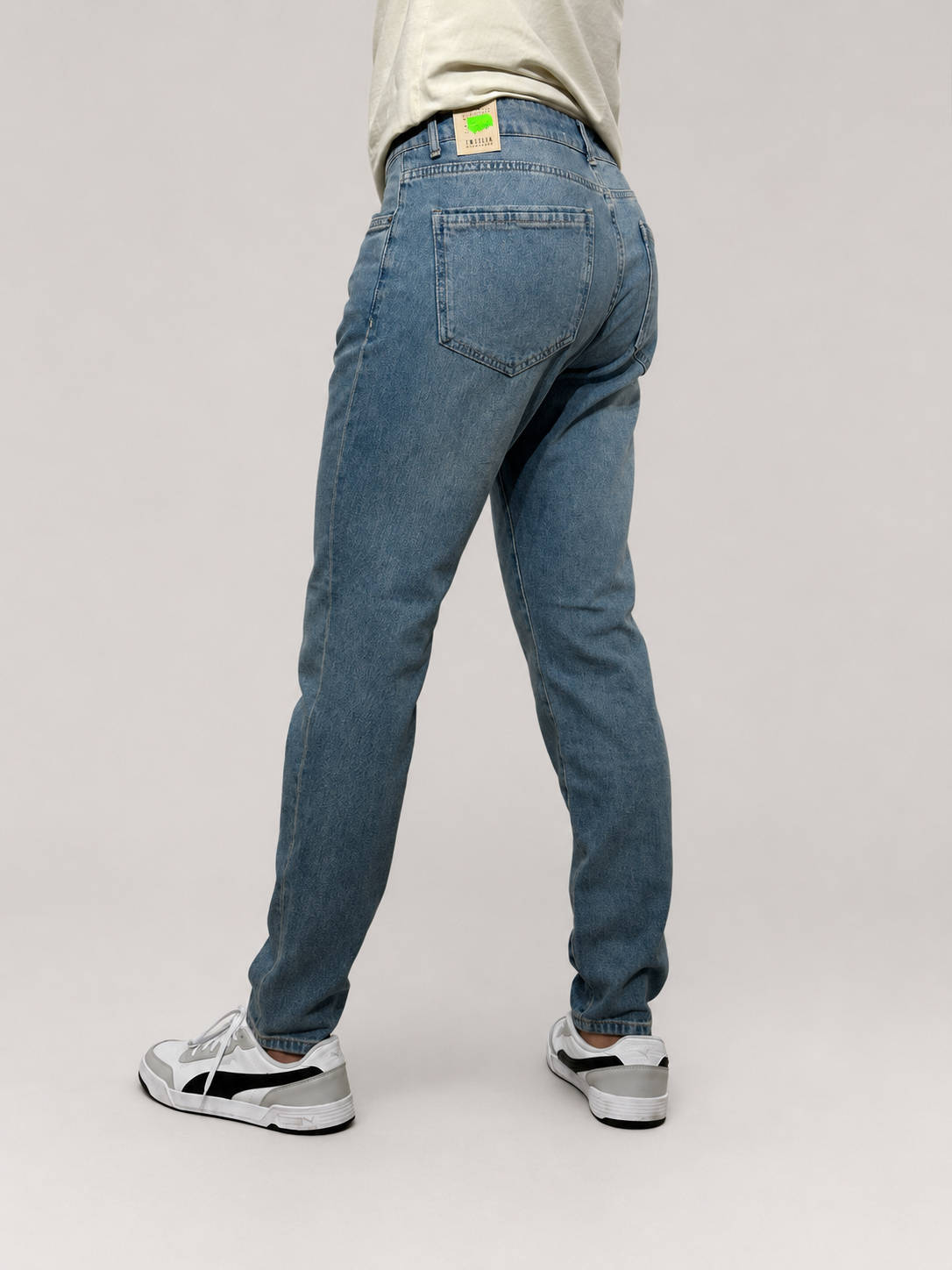 Džinsai su siaurėjančiomis apačiomis, Comfort slim