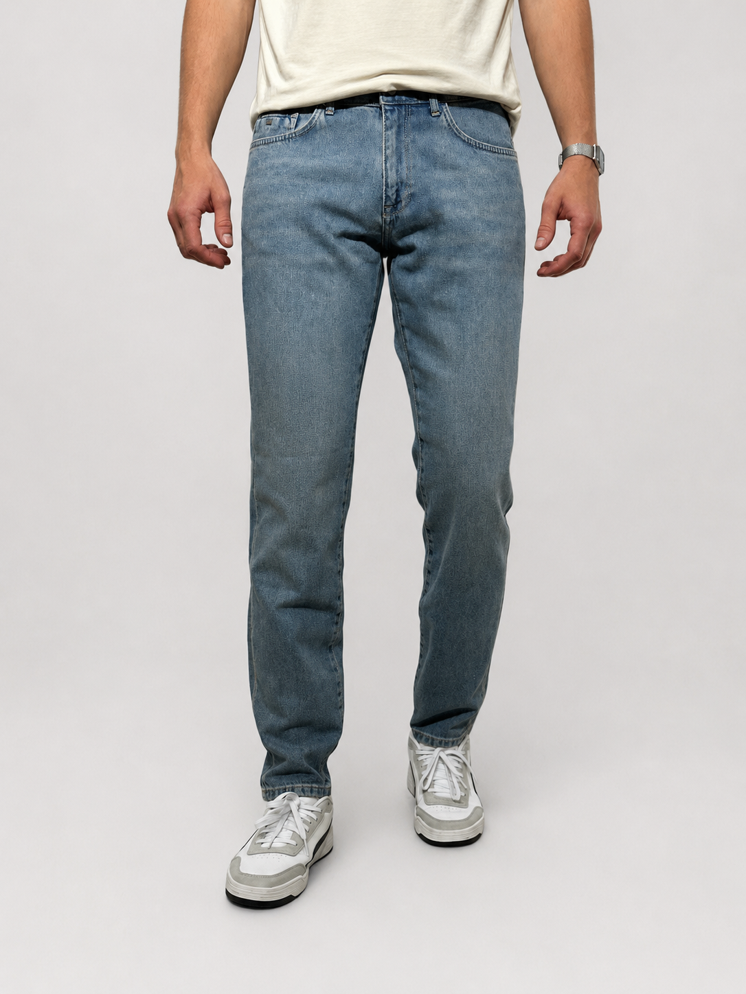 Džinsi ar sašaurinātiem galiem, Comfort slim
