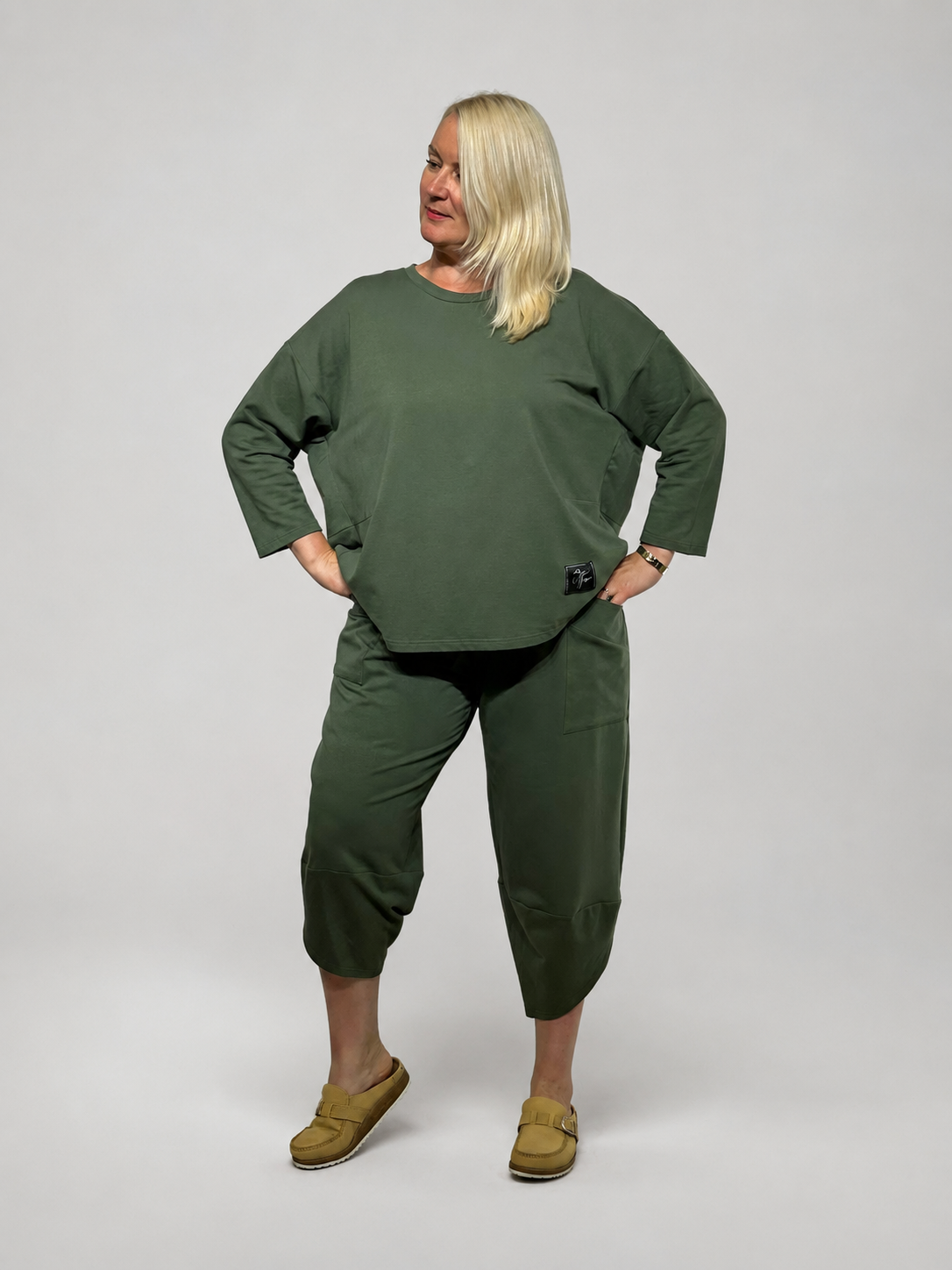Oversize brīvā laika kostīms