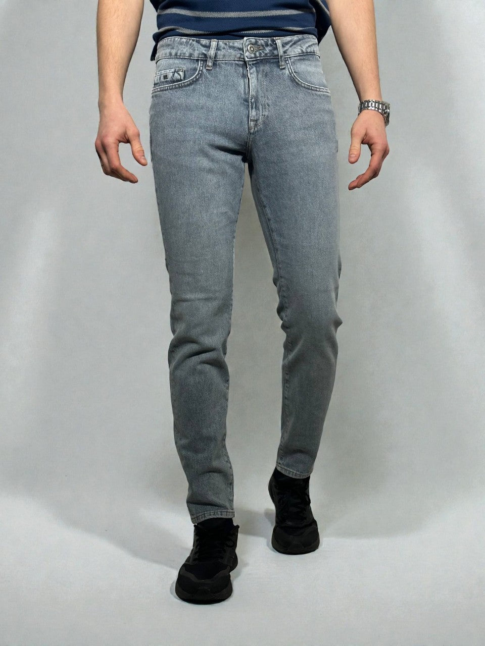 Ērti, pieguļoši džinsi vīriešiem, Comfort slim