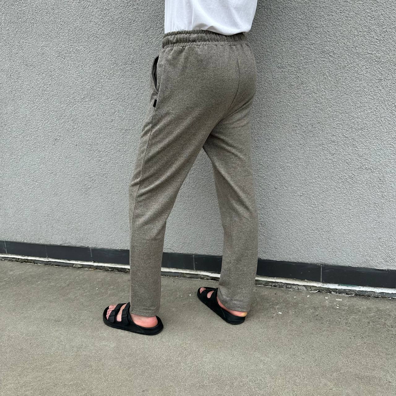 Light pants with straight ends Cakko