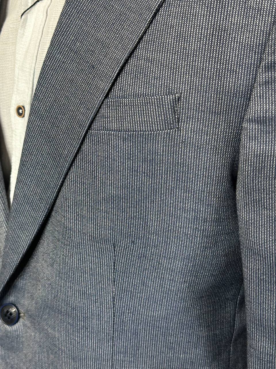 Vīriešu žakete tuvplānā