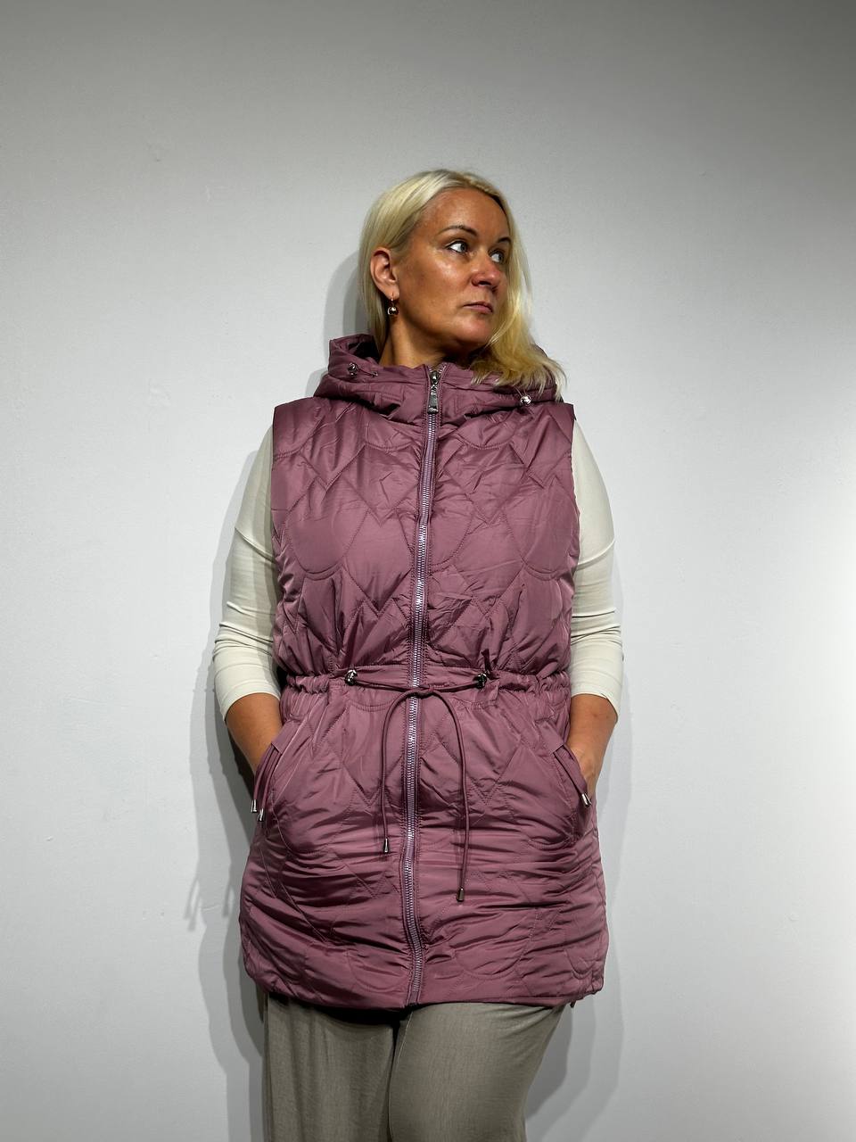 Large size vest for women