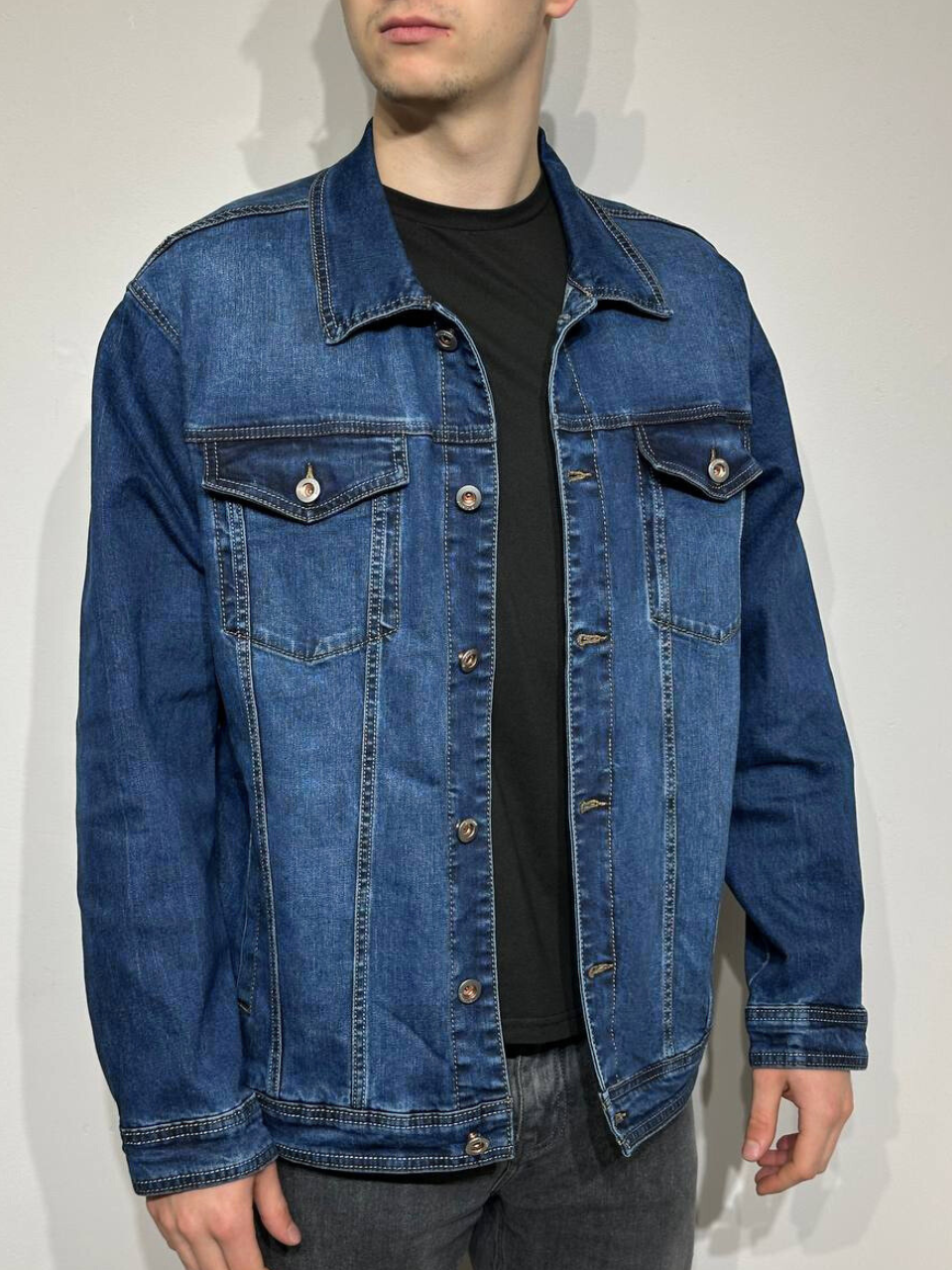 Large size denim jacket for men