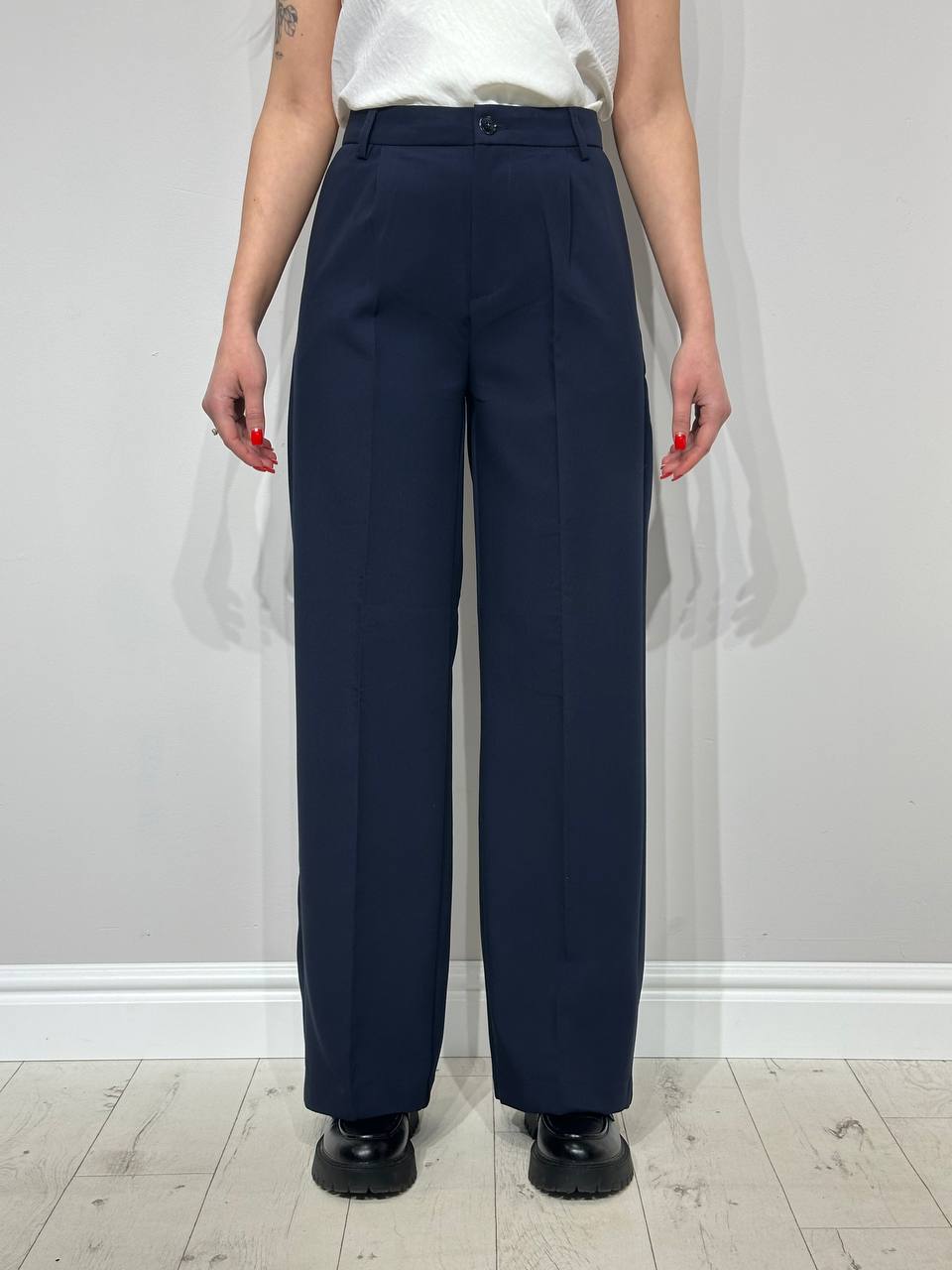 Verslo kelnės moterims