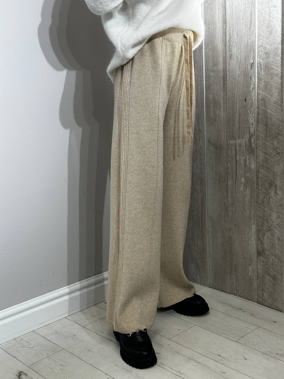 Мягкие вязаные женские брюки для отдыха
