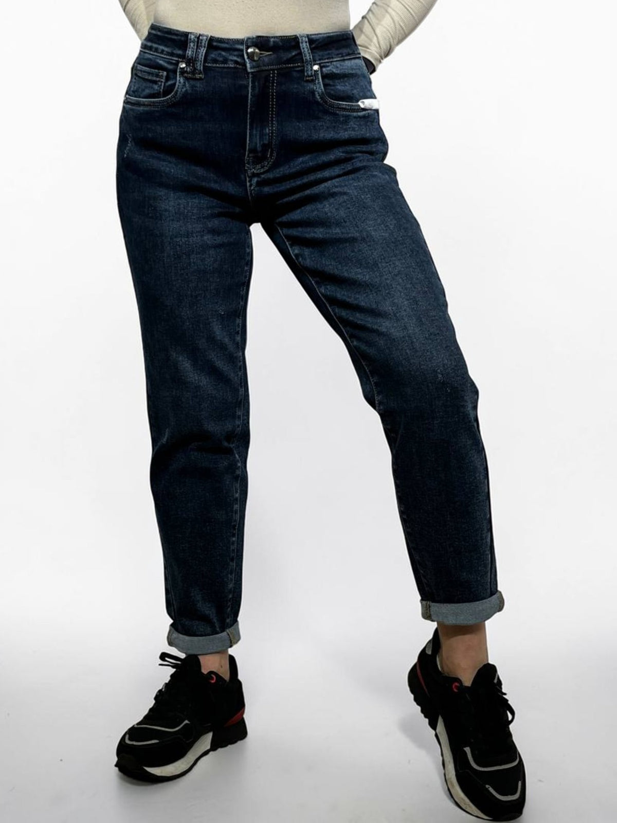 Mom fit stila sieviešu džinsas
