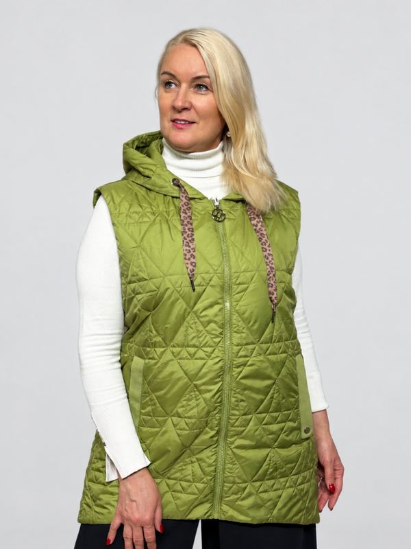 Pagarināta stepēta veste ar kapuci