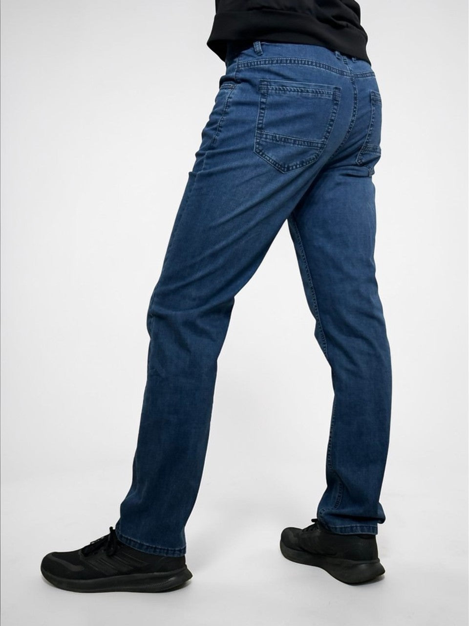 Pagarināti, plāni vīriešu džinsi, Regular fit