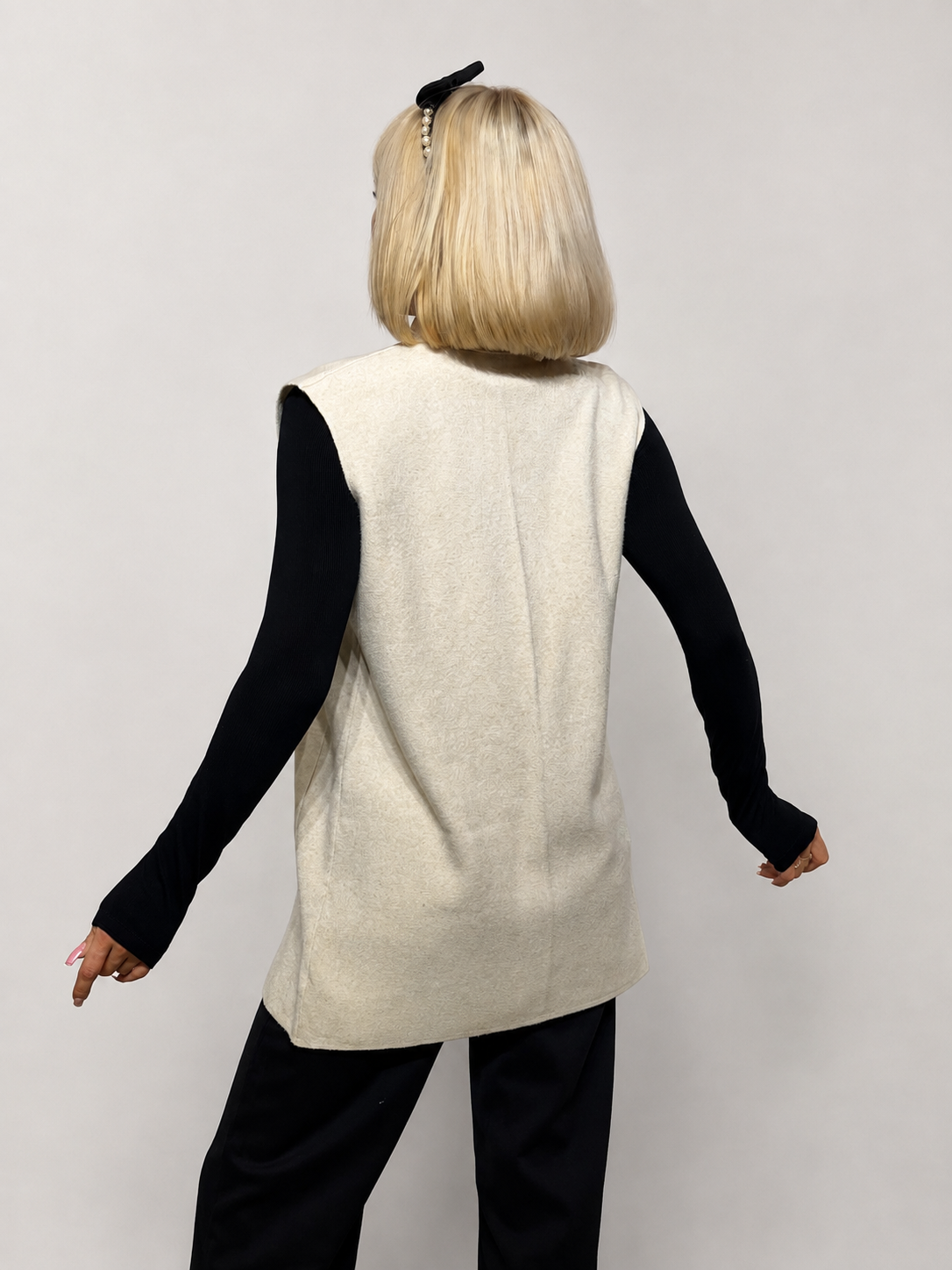 Smalka adījuma veste