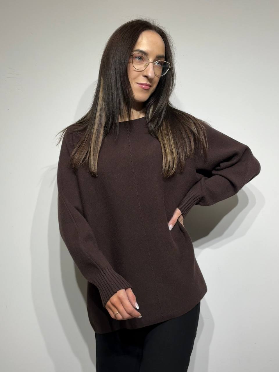 Solid sweater for women