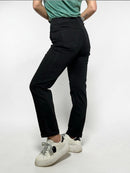 Straight cut women's jeans