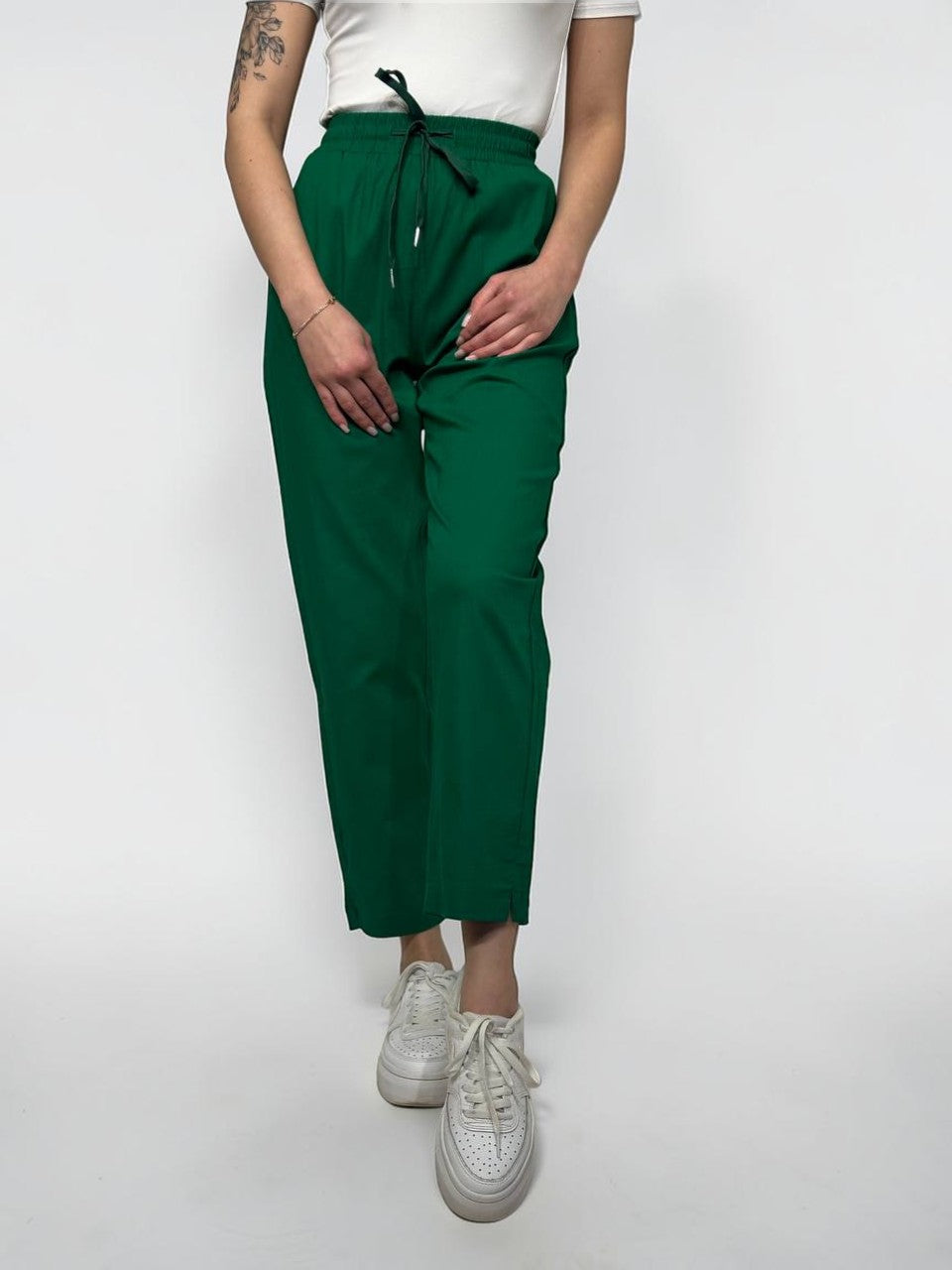 Thin cotton pants for women