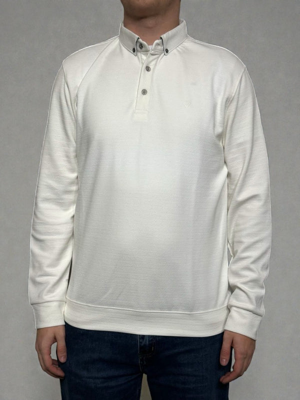 Light polo sweater