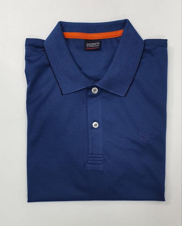 Light polo shirt in indigo from Cazzotti