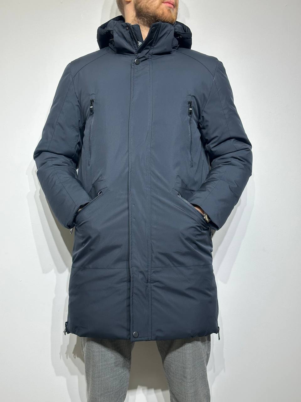 Pagarināta vīriešu ziemas jaka