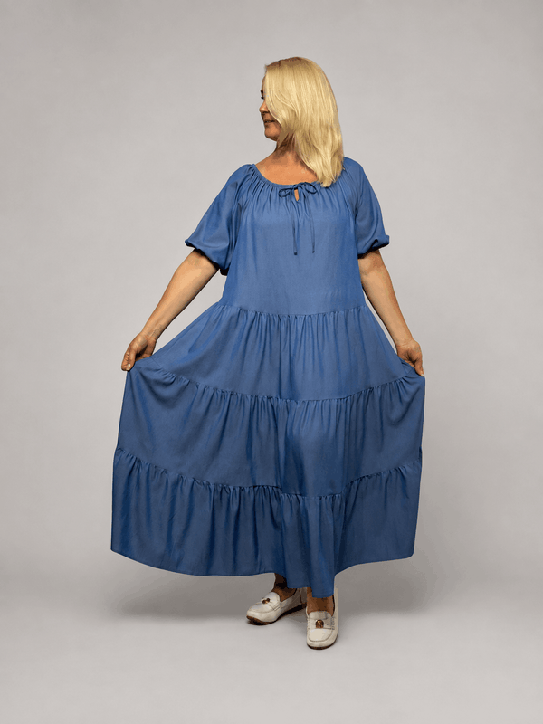Maxi kleita ar volāniem