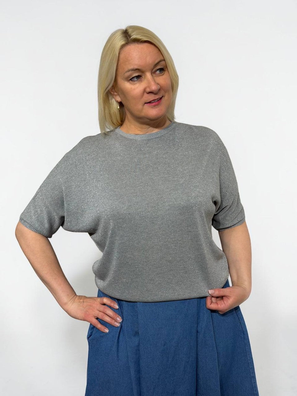 Elegants tops ar smalku mirdzumu