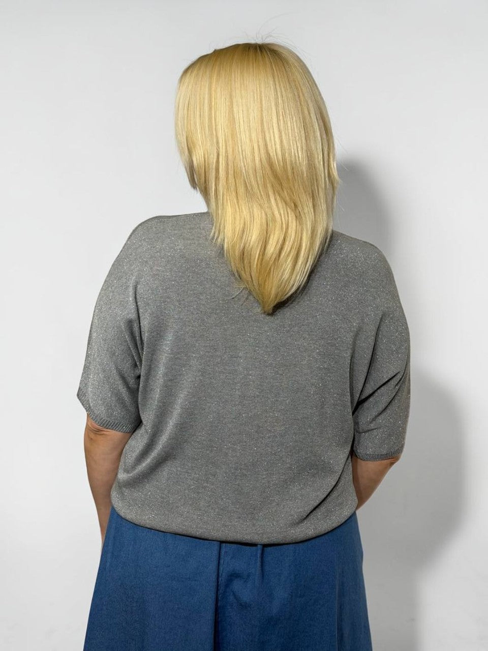 Elegants tops ar smalku mirdzumu