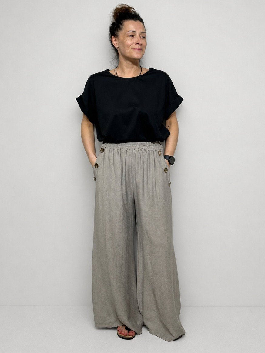 Elegant, wide summer pants