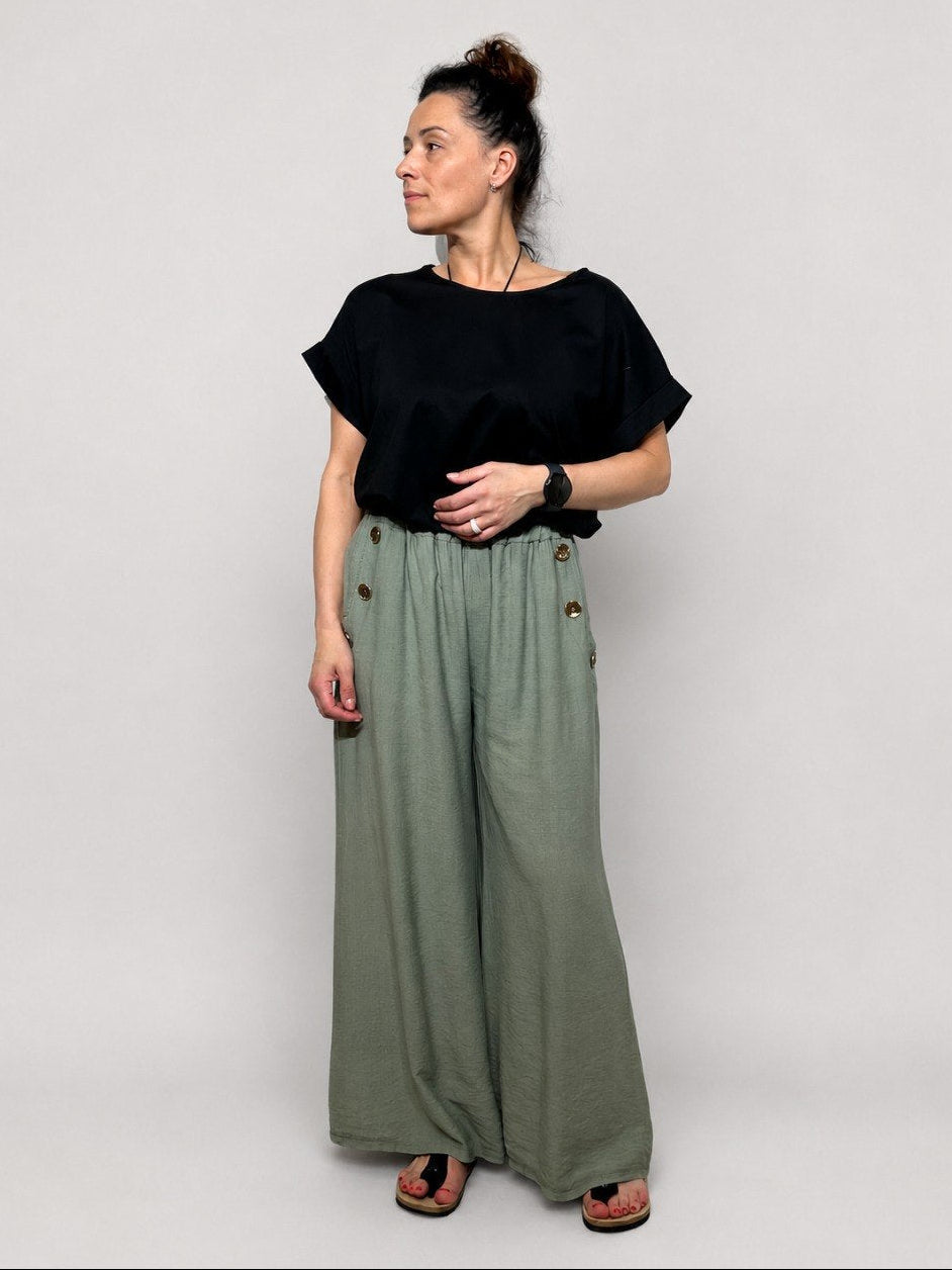 Elegant, wide summer pants