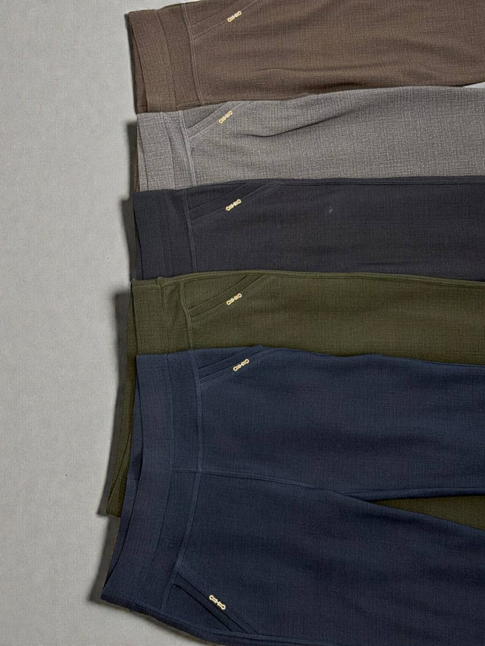 Siltas ikdienas bikses sievietēm