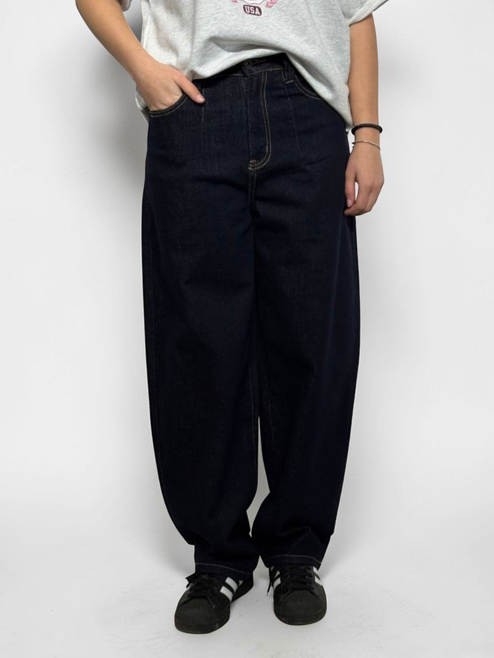 Banaanilõikega teksad