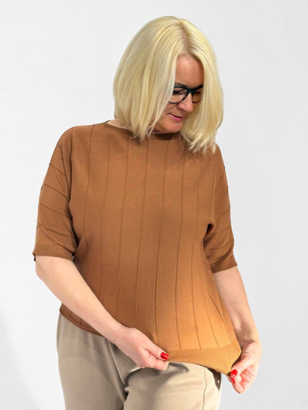 Loose fit knitted top