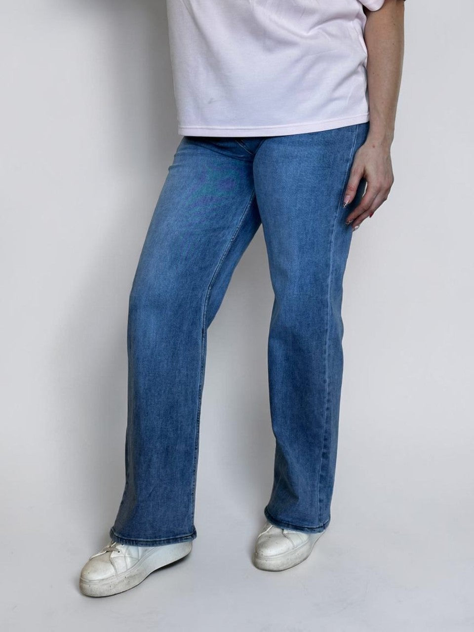 Lielo izmēru, garie džinsi sievietēm