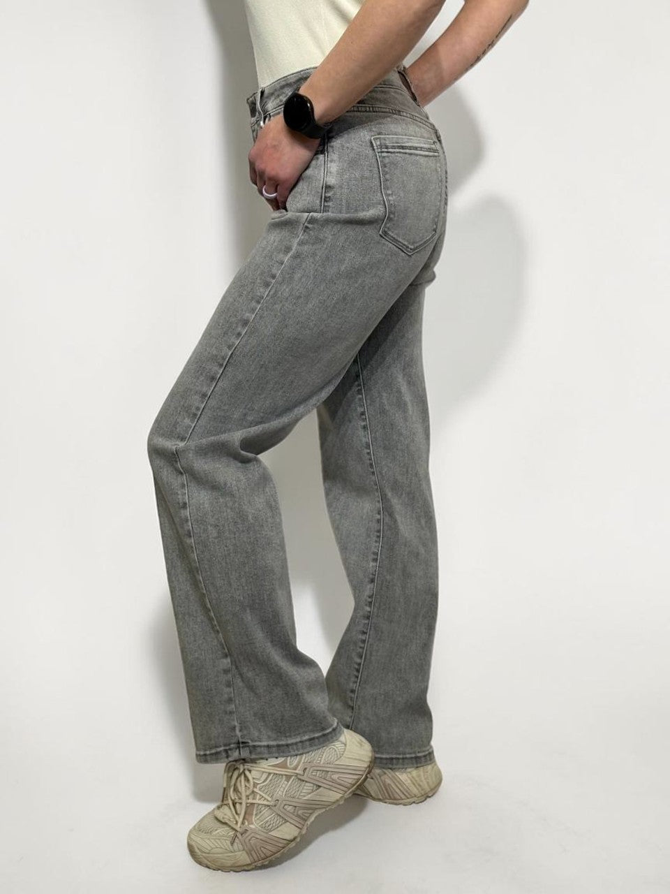 Regular fit džinsi sievietēm